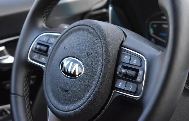 réparer un volant en cuir