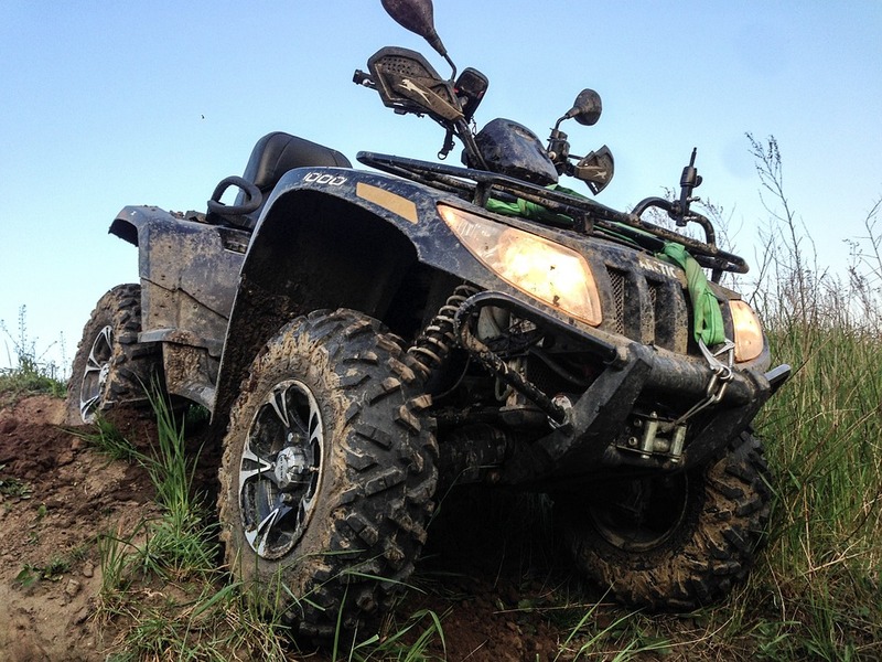Pneu de quad crevé : comment le réparer ?