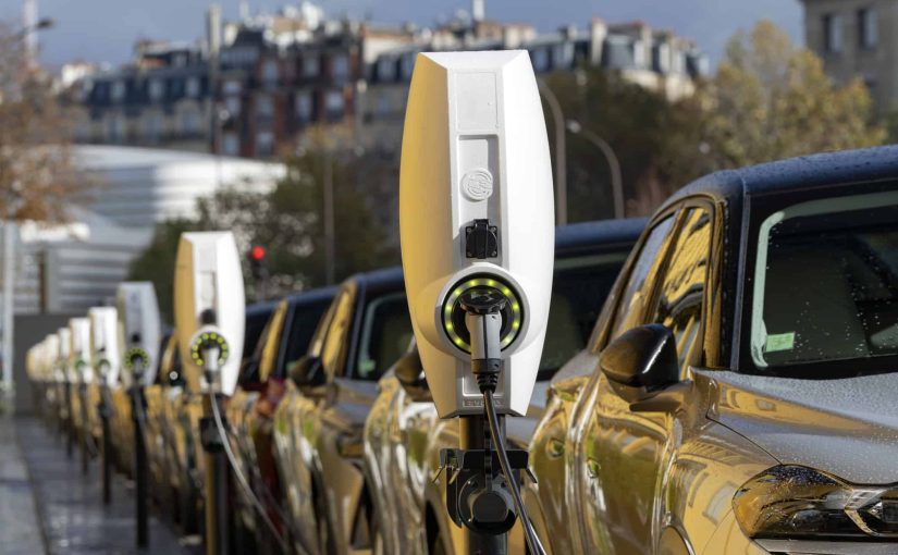 Décryptage des différents types de bornes de recharge pour voitures électriques