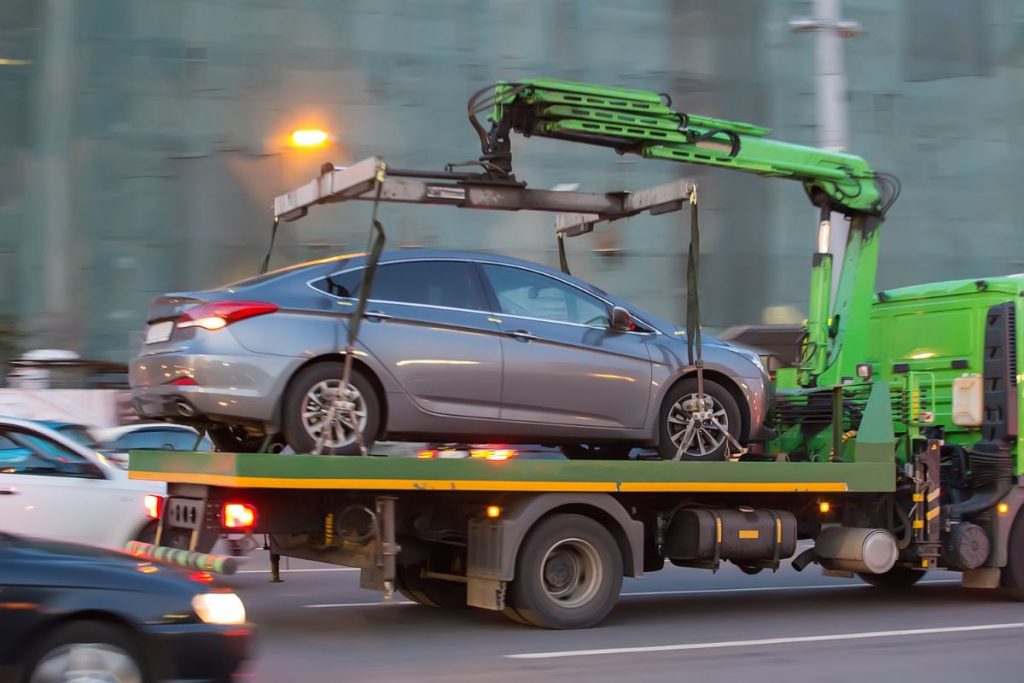 Remorquage de voiture de luxe
